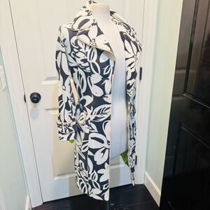 Y2K Cache contour classic trench coat black and white with lime green liner